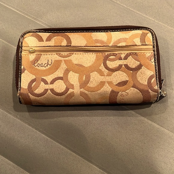 Vintage coach wallet - Picture 2 of 2